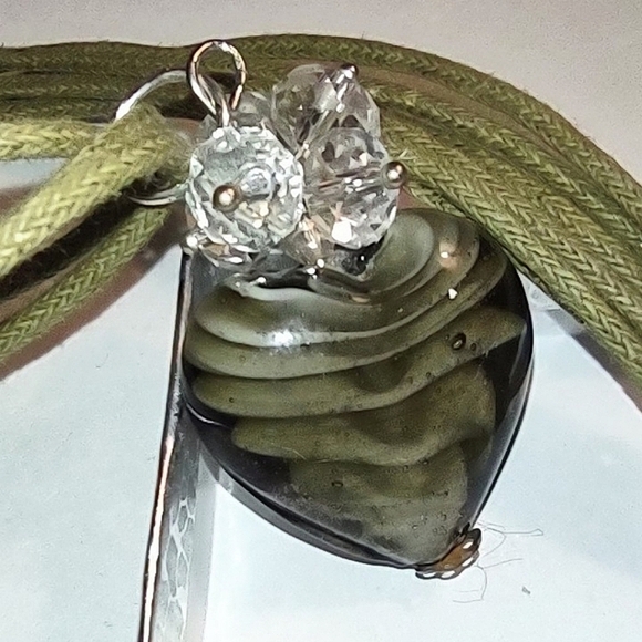 Murano Glass Heart Pendant - Picture 5 of 17